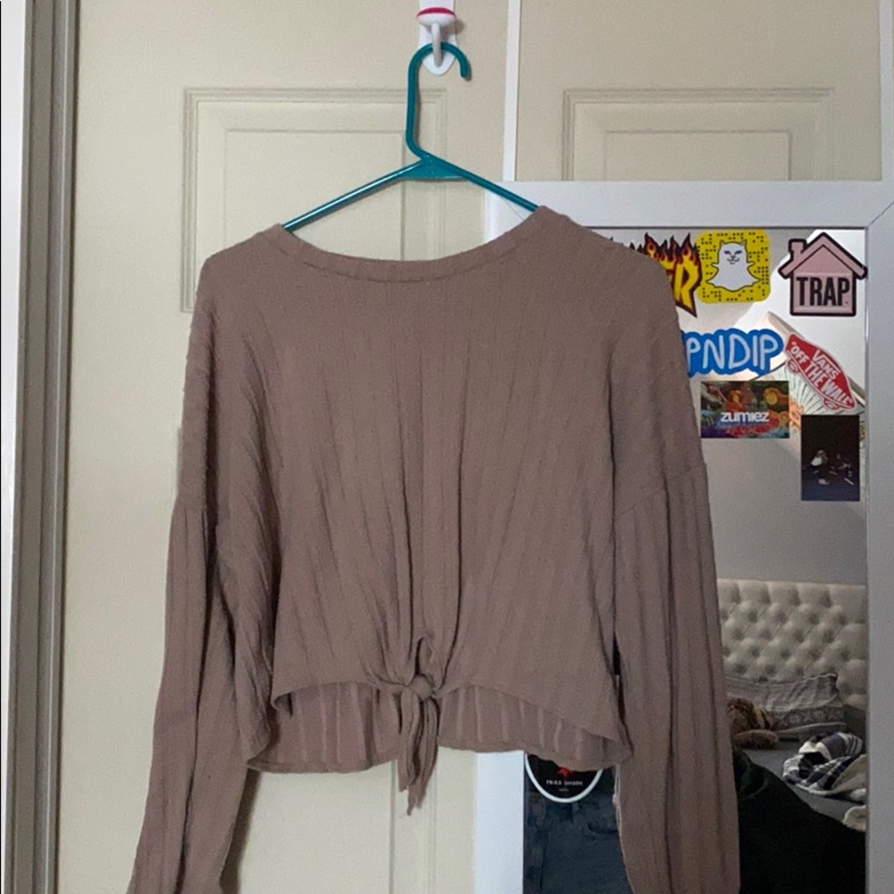 - charlotte russe pink sweater (M)
